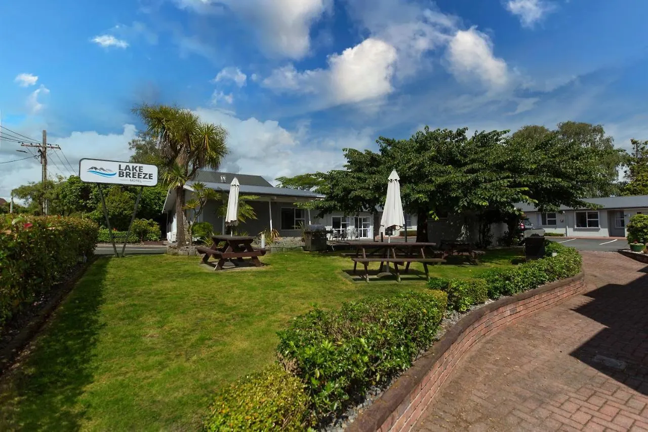 Lake Breeze Motel Taupo