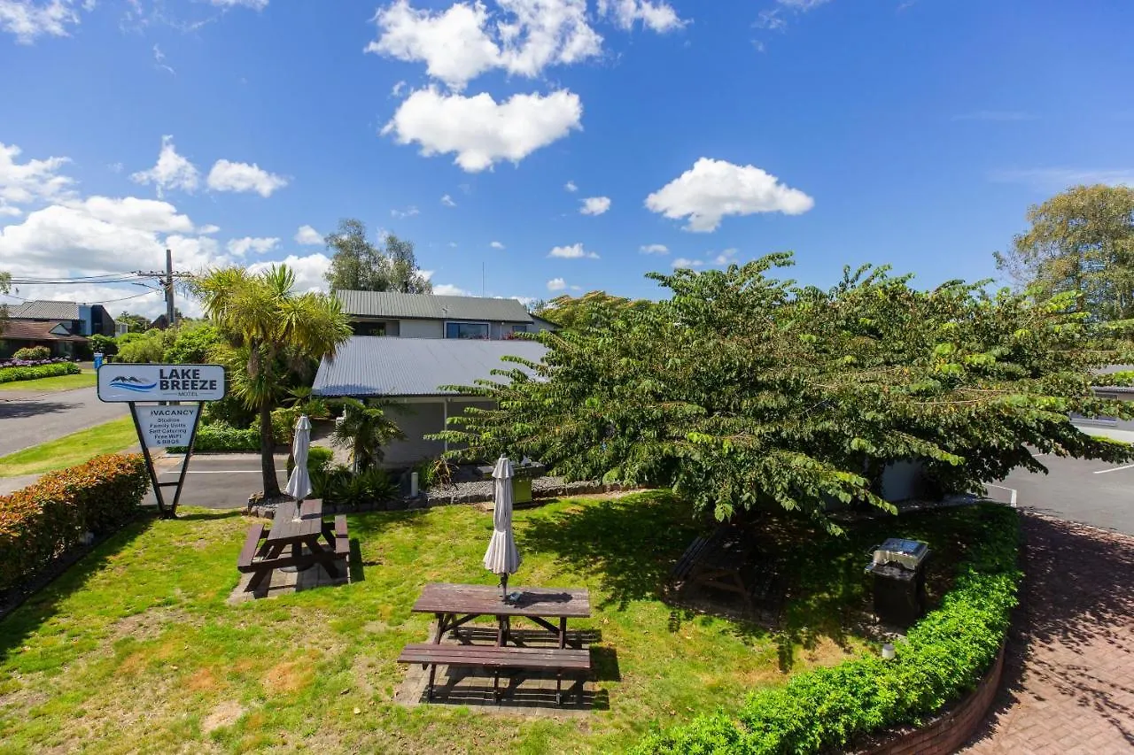 Lake Breeze Motel Taupo 4*,